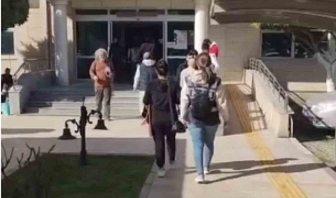 Hatay’ın Dörtyol ilçesinde girdiği 2 ikametten 85 bin lira parayı