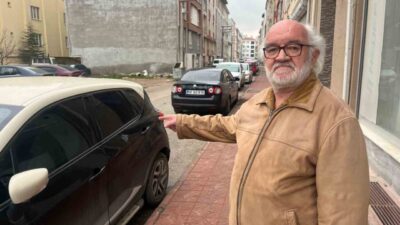 Eskişehir’de 75 yaşındaki engelli eşini haftada iki gün hastaneye götürmek