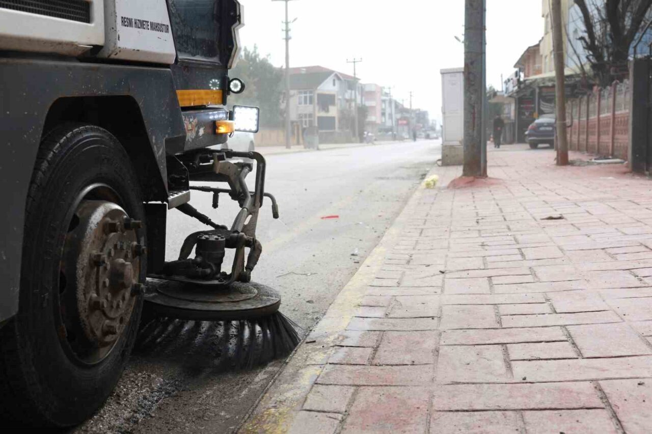 Erenler Belediyesi, Ramazan Bayramı öncesinde ilçe genelindeki cadde, sokak, park