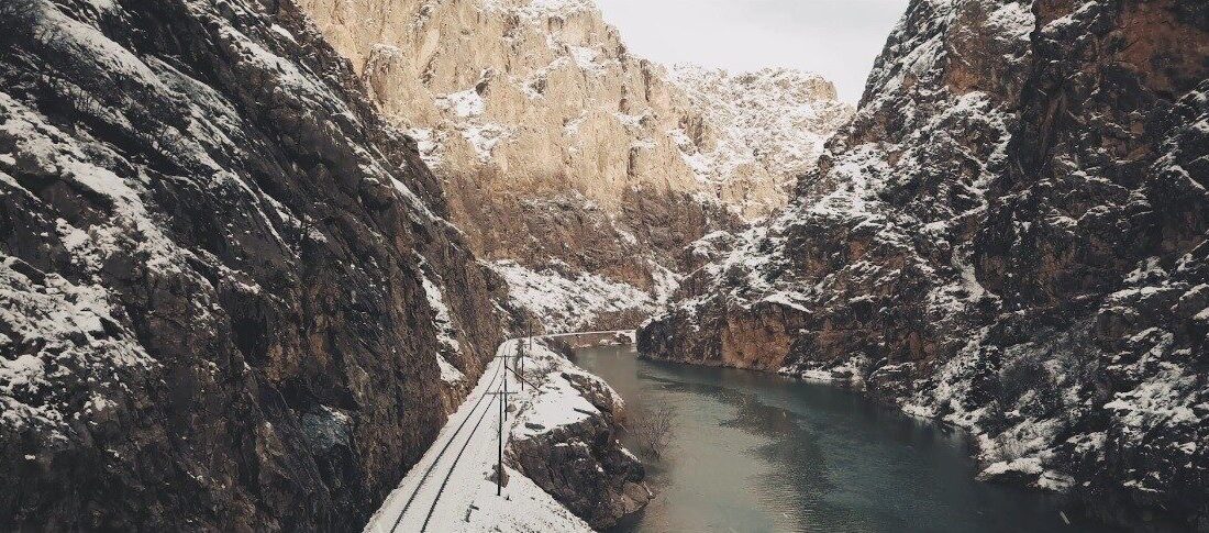Erzincan’ın İliç, Kemah ve Kemaliye ilçelerinde bulunan kanyonlar, doğal güzellikleriyle