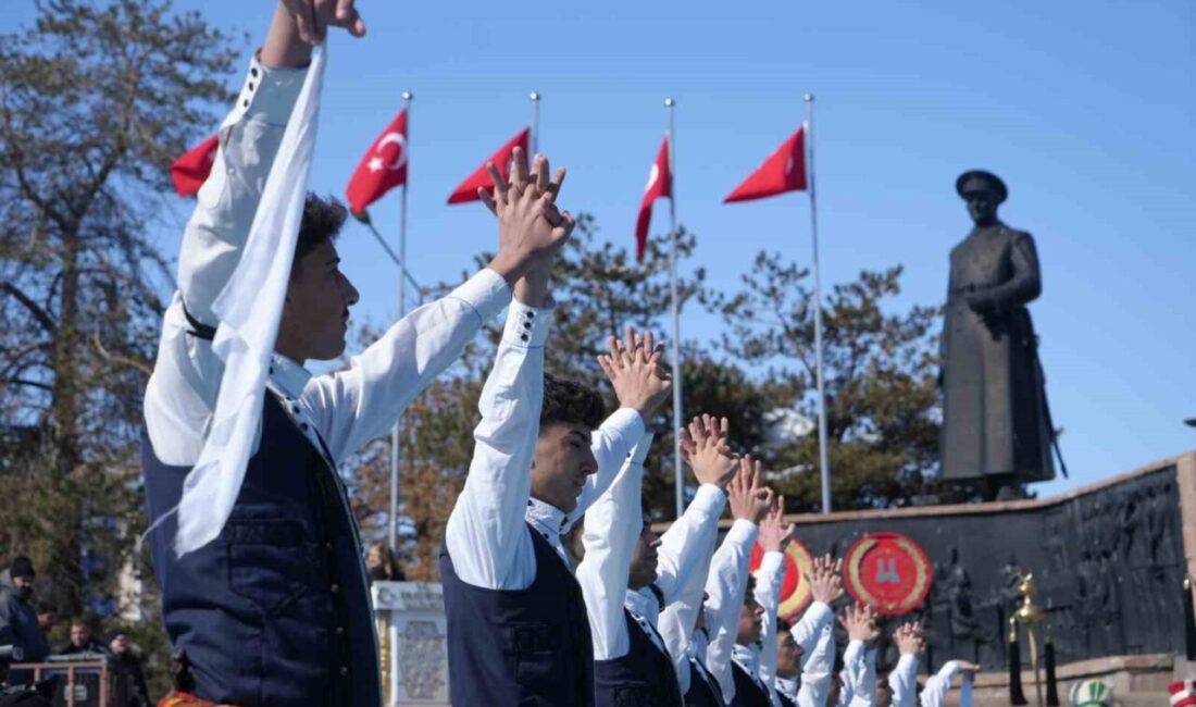 Erzurum’un düşman işgalinden kurtuluşunun 108’inci yıl dönümü kentte düzenlenen törenlerle