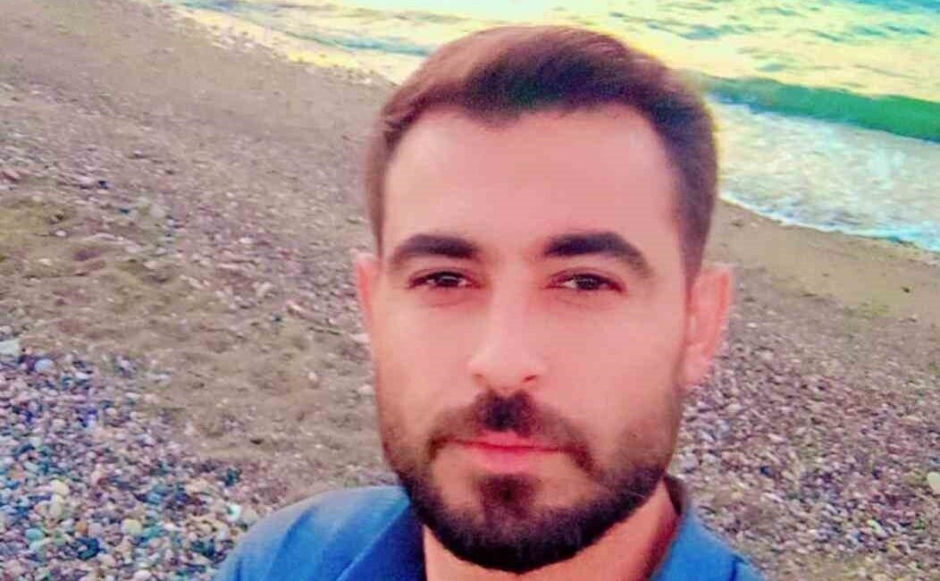 Mersin’in Tarsus ilçesinde eski eşini yolda gören bir kişi, kadının