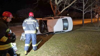Eskişehir’de kontrolden çıkan otomobilin takla attığı kazada 1 kişi yaralandı.