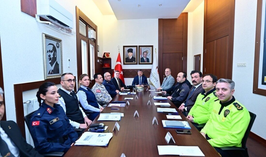 İl Güvenlik ve Asayiş Koordinasyon Toplantısı, Eskişehir Valisi Dr. Erdinç