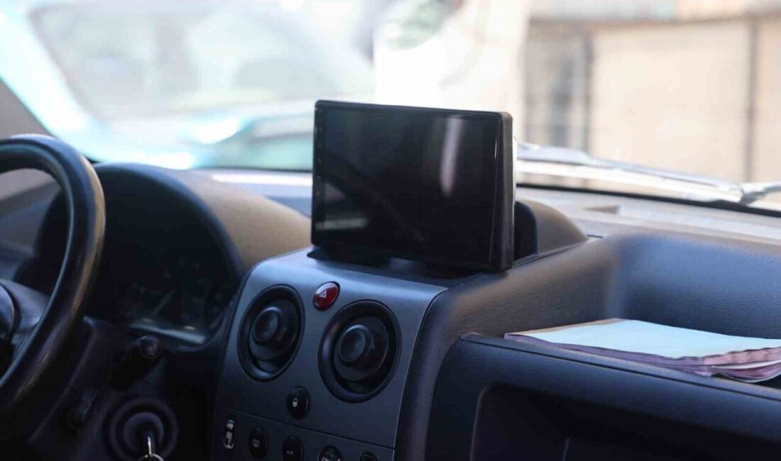 Konya’da modifiye araçlarla ilgilenen vatandaş ve esnaf, son dönemde araç