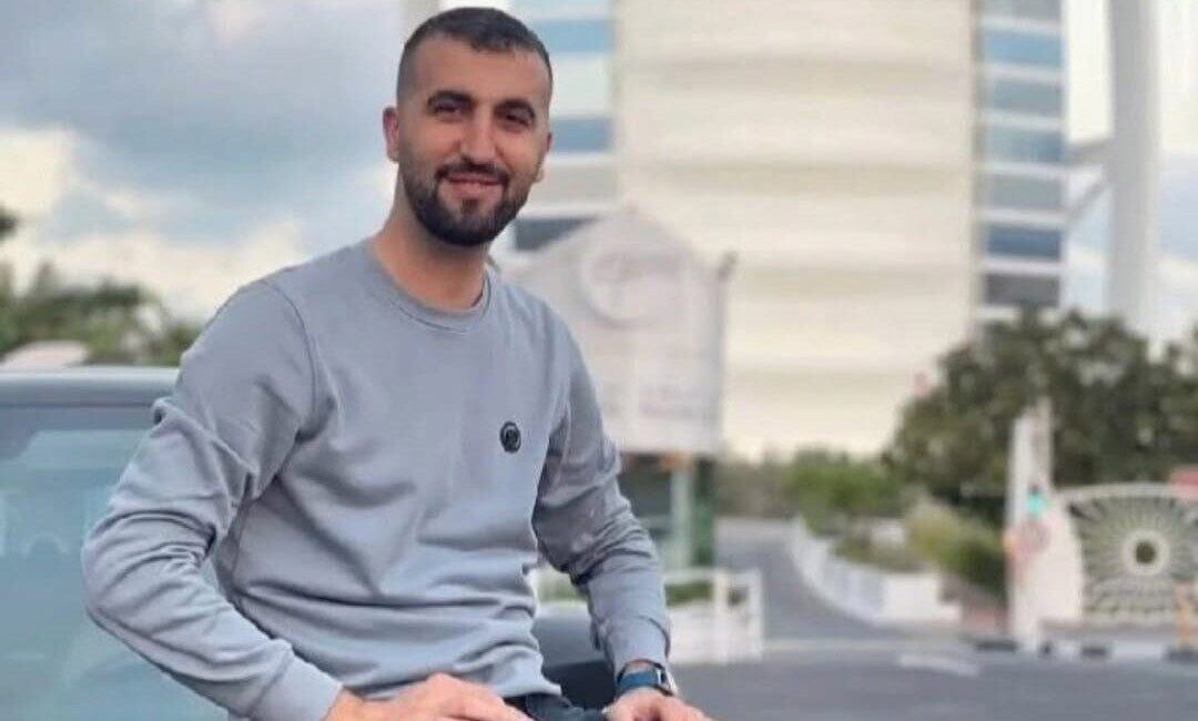 Başakşehir’de evinin otoparkında aracını park ettiği sırada silahlı saldırıya uğrayarak