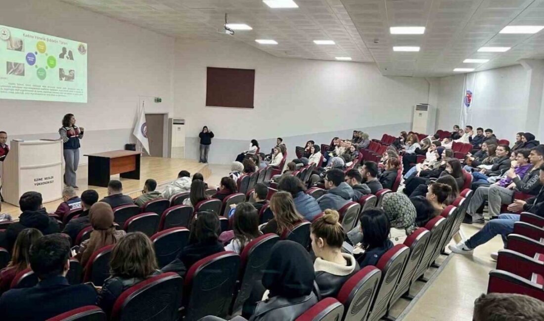 Çanakkale’nin Ezine ilçesinde üniversite öğrencileri jandarma ekiplerince farklı konularda bilgilendirildi.