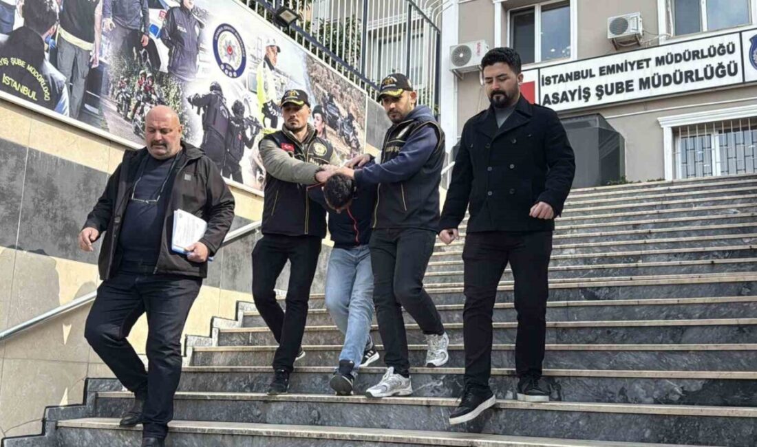 Fatih’te kızını okuldan almaya giden boşanma aşamasındaki eşi Semiha Deniz’i