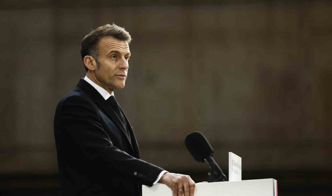 Fransa Cumhurbaşkanı Emmanuel Macron, Orta Doğu’da artan gerginliğin ardından uçak