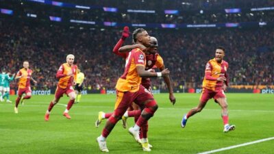 Galatasaray, UEFA Şampiyonlar Ligi son 16 turu ilk maçında evinde