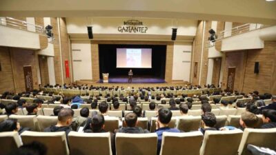 Gaziantep Büyükşehir Belediyesi tarafından yürütülen “Gaziantep Entelektüel Ligi” projesinin ilk