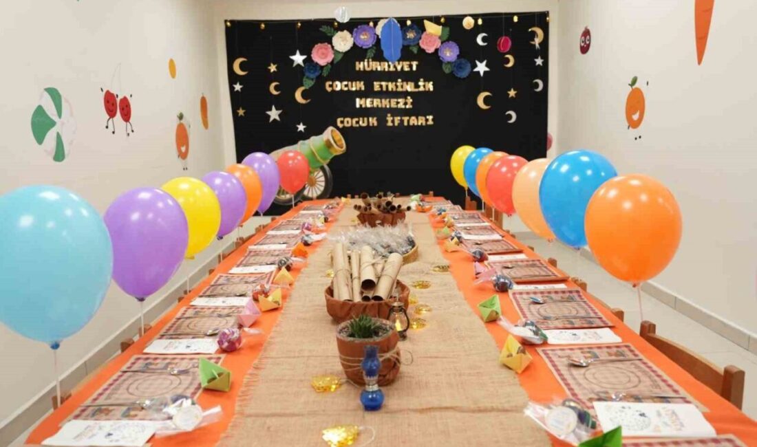 Gaziosmanpaşa Belediyesi tarafından düzenlenen ‘Onlarca Çocukla Tekne Orucu’ temalı programda