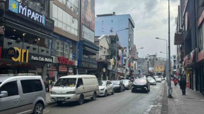 Zonguldak kent merkezinin en işlek noktası olan Gazipaşa Caddesi’nde, kural