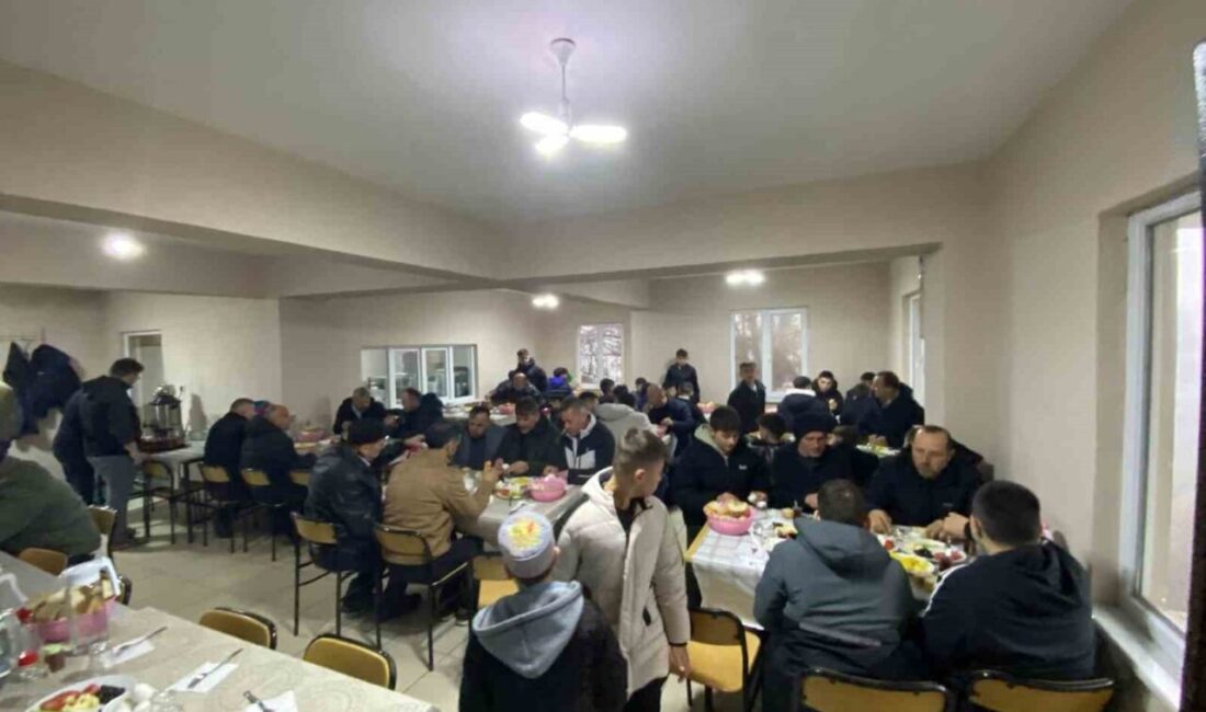 Zonguldak’ın Ereğli ilçesine bağlı Gebe köyünde vatandaşlar, yıllardır süregelen bayram