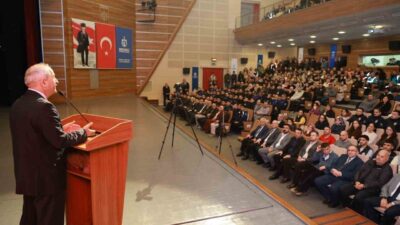 Gebze Belediyesi’nde Ramazan Bayramı öncesinde personel bayramlaşma programı düzenlendi. Osman