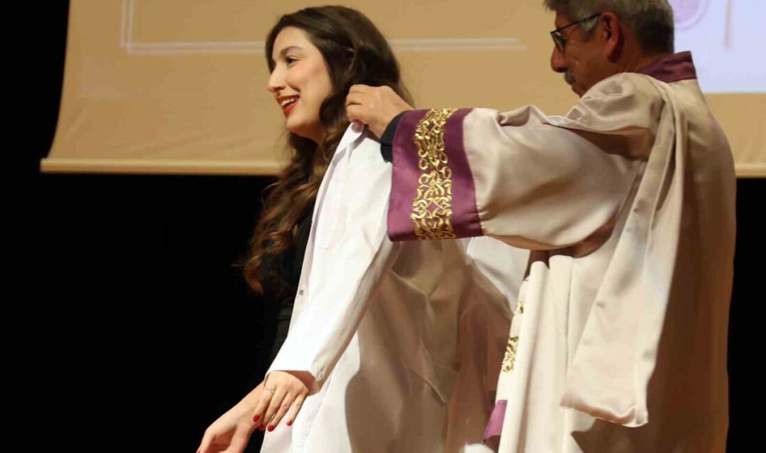 Muğla Sıtkı Koçman Üniversitesi Tıp Fakültesi’nde eğitimlerine başlayan 1. sınıf