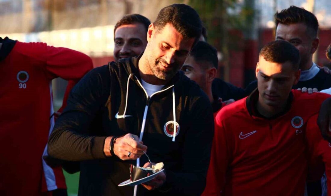 Başkent ekibi Gençlerbirliği, Levent Şahin ile yollarını ayırarak bu sezon