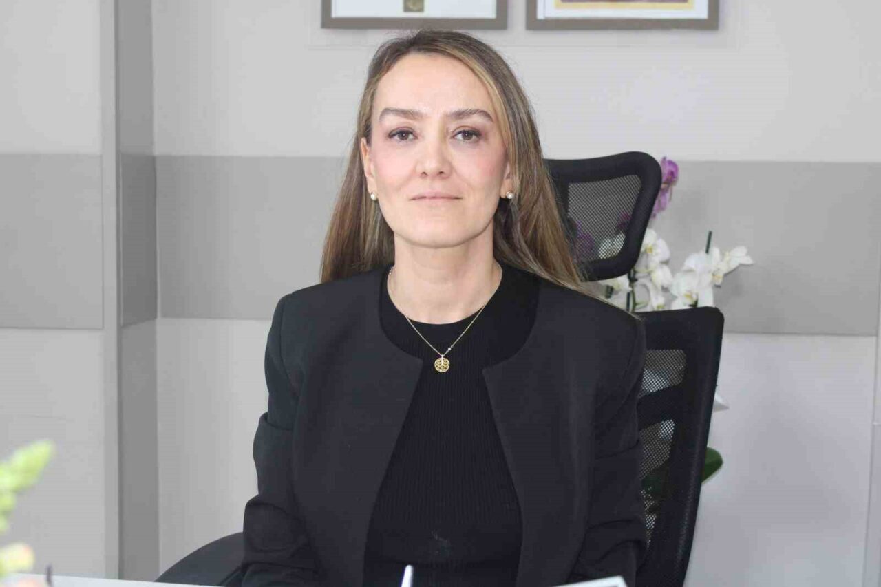Genel Cerrahi Uzmanı Doç. Dr. Saliha Karagöz Eren, kadınlarda en