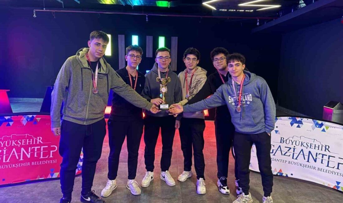 Gaziantep Büyükşehir Belediyesi tarafından 18 Mart Çanakkale Zaferi ve Şehitleri