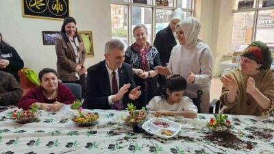Gölcük’te 8 Mart Dünya Kadınlar Günü dolayısıyla engelli bireylere yönelik