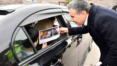 Gümüşhane’de bayram öncesi denetimlere katılan Vali Cevdet Atay, sürücülere trafik