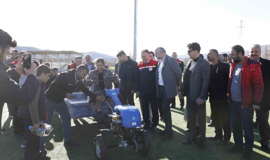 Diyarbakır’ın Hani ilçesinde çiftçilere, Modern Bağcılığın Geliştirilmesi ve Yaygınlaştırılması Projesi