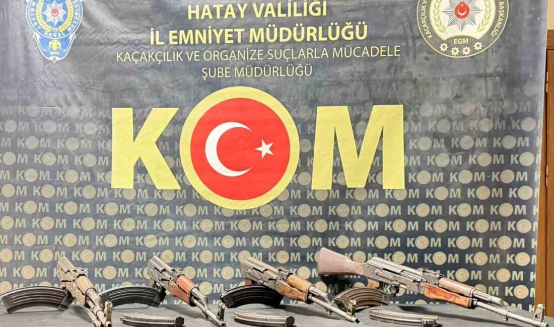 Hatay’da polis ekiplerinin kaçakçılıkla mücadele kapsamında gerçekleştirdiği operasyonda çuval içerisine