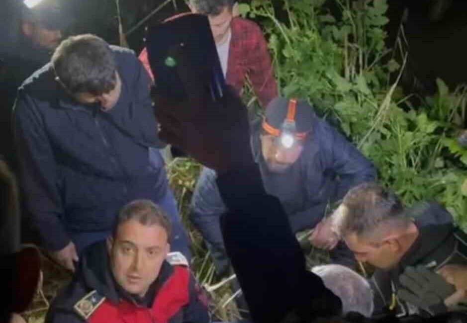 Hatay’ın Antakya ilçesinde oyun oynarken dereye düşen 4 yaşındaki çocuk