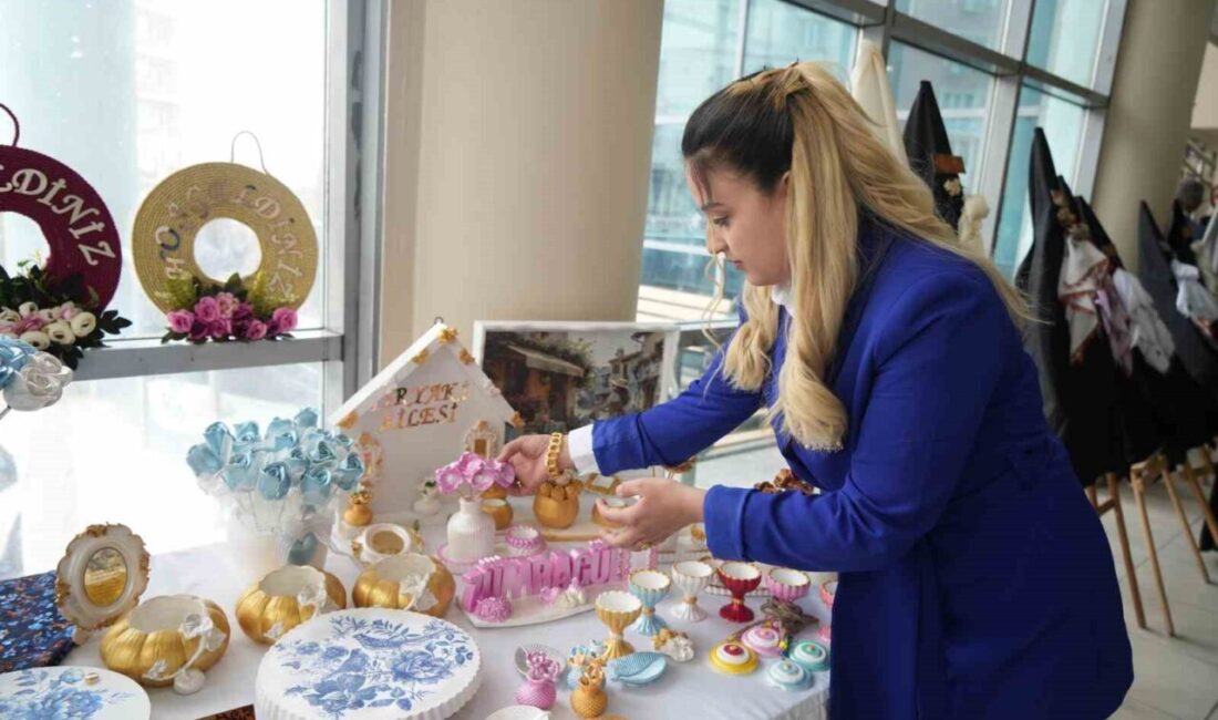 Iğdır’da Halk Eğitim Merkezi bünyesinde usta öğreticilerden eğitim alan kadınların