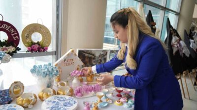 Iğdır’da Halk Eğitim Merkezi bünyesinde usta öğreticilerden eğitim alan kadınların