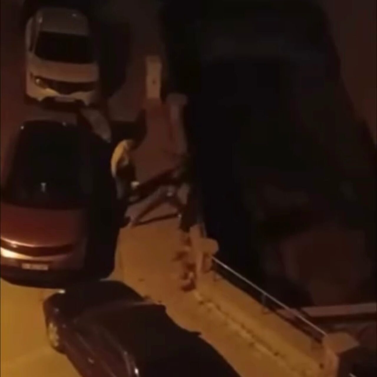 Çankırı’da iki grup arasında çıkan yumruklu kavga, cep telefonu kamerasına