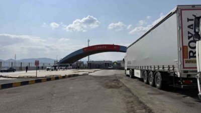 İran’dan Azerbaycan’a bağlı Nahçıvan Özerk Cumhuriyeti’ne düzenlenen İHA saldırılarının ardından