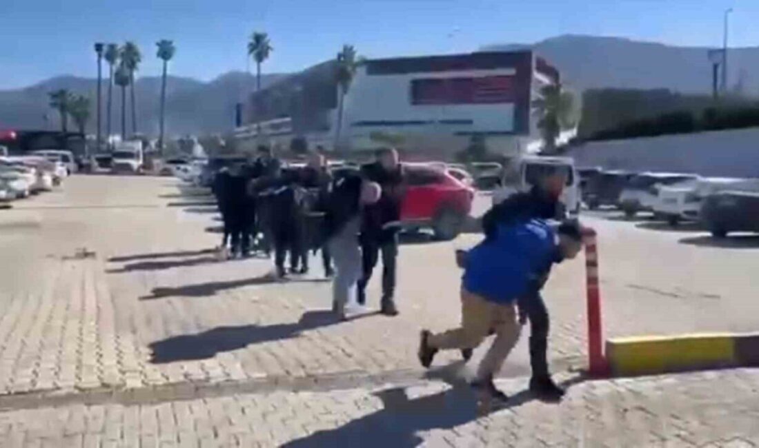 Hatay’ın İskenderun ilçesinde aranan şahıslara yönelik gerçekleştirilen çalışmalarda 5 kişi