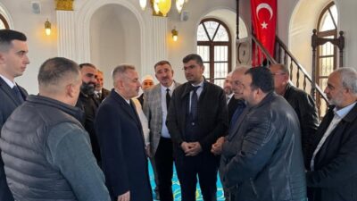 İzmir’in Konak ilçesindeki tarihi Asmalı Mescit Camii restorasyon çalışmalarının tamamlanmasıyla