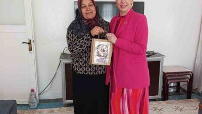 Diyarbakır’ın Bağlar ilçesine bağlı Körhat Mahallesi Muhtarı Dilek Dere, 8