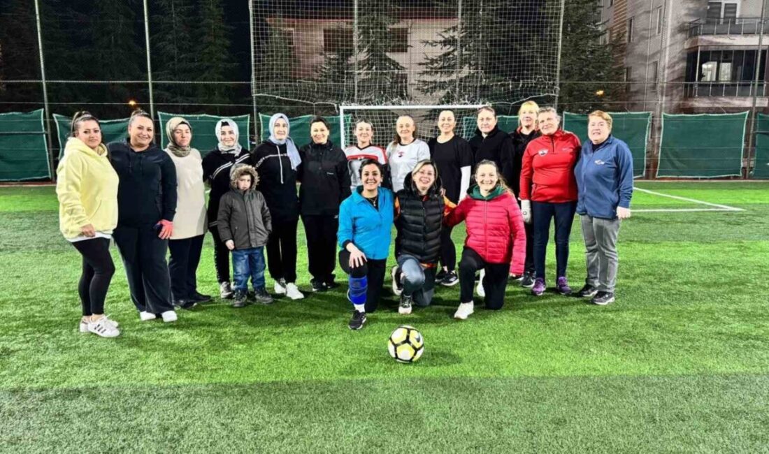 Edirne’de 8 Mart Dünya Kadınlar Günü çerçevesinde düzenlenen anlamlı etkinlikte