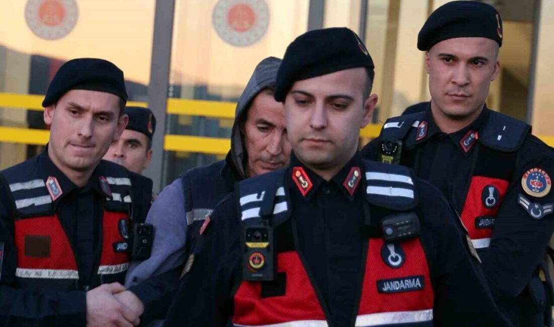 Muğla’nın Kavaklıdere ilçesinde eşini bıçaklayarak öldüren şahıs, sevk edildiği adli