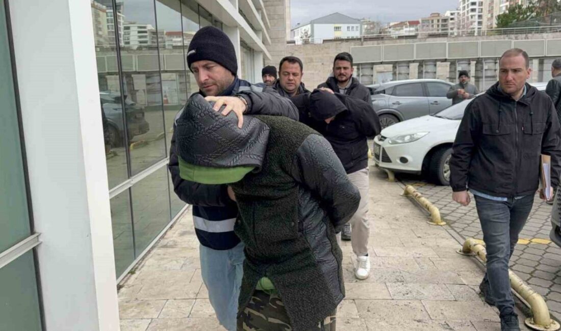 Samsun’da bir dönem pencereden düşmek üzere olan çocuğu kurtararak “kahraman