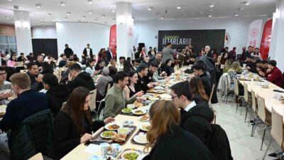 Gençlik Hizmetleri Genel Müdürü Dr. Enes Efendioğlu, Kastamonu Üniversitesi’nde düzenlenen