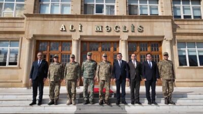 Kara Kuvvetleri Komutanı Orgeneral Metin Tokel Iğdır’dan Nahçıvan’a geçerek, Nahçıvan