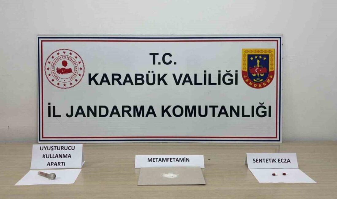 Karabük’te jandarma ekiplerince düzenlenen operasyonlarda uyuşturucu madde, ruhsatsız silah, kaçak