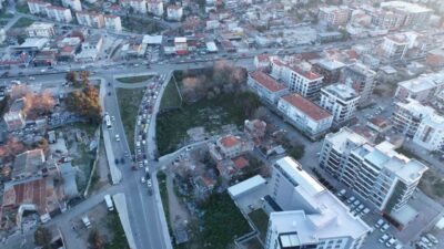 İzmir Büyükşehir Belediyesi, Karşıyaka’da Kemal Baysak Bulvarı’nı İZBAN hattı üzerinden
