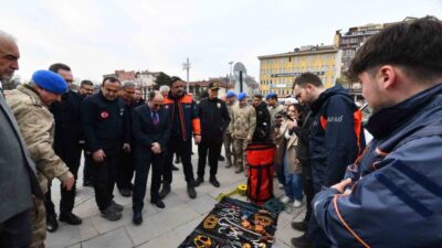Kastamonu’da 1-7 Mart Deprem Haftası kapsamında, arama ve kurtarma ekiplerinin