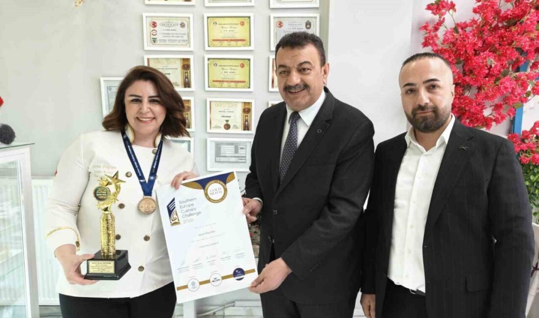 Kayseri’de 12 yıldır pasta şefliği yapan Sema Bayram, Yunanistan’da düzenlenen