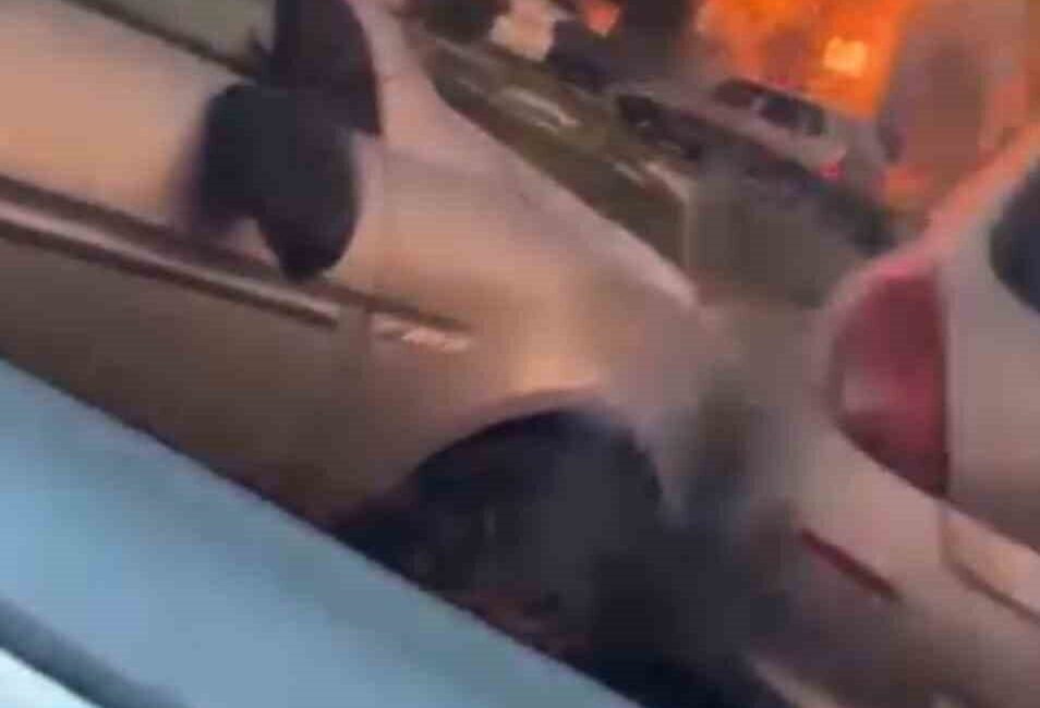 Kahramanmaraş’ın Onikişubat ilçesinde meydana gelen maddi hasarlı trafik kazası sonrası