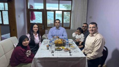 Kemah Kaymakamlığı Kaymakamı Resul Tutay ve eşi Rümeysa Tutay, Ramazan