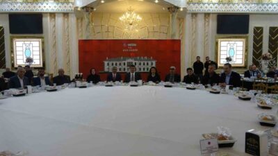 Kilis Valisi Ömer Kalaylı, Ramazan ayının 21. gününde muhtarlarla iftar