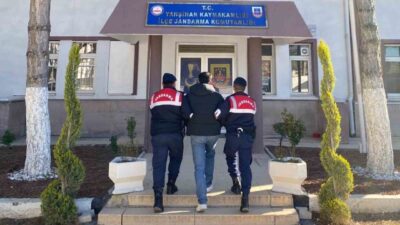 Kırıkkale’de jandarma ekiplerince aranan ve haklarında kesinleşmiş hapis cezası bulunan