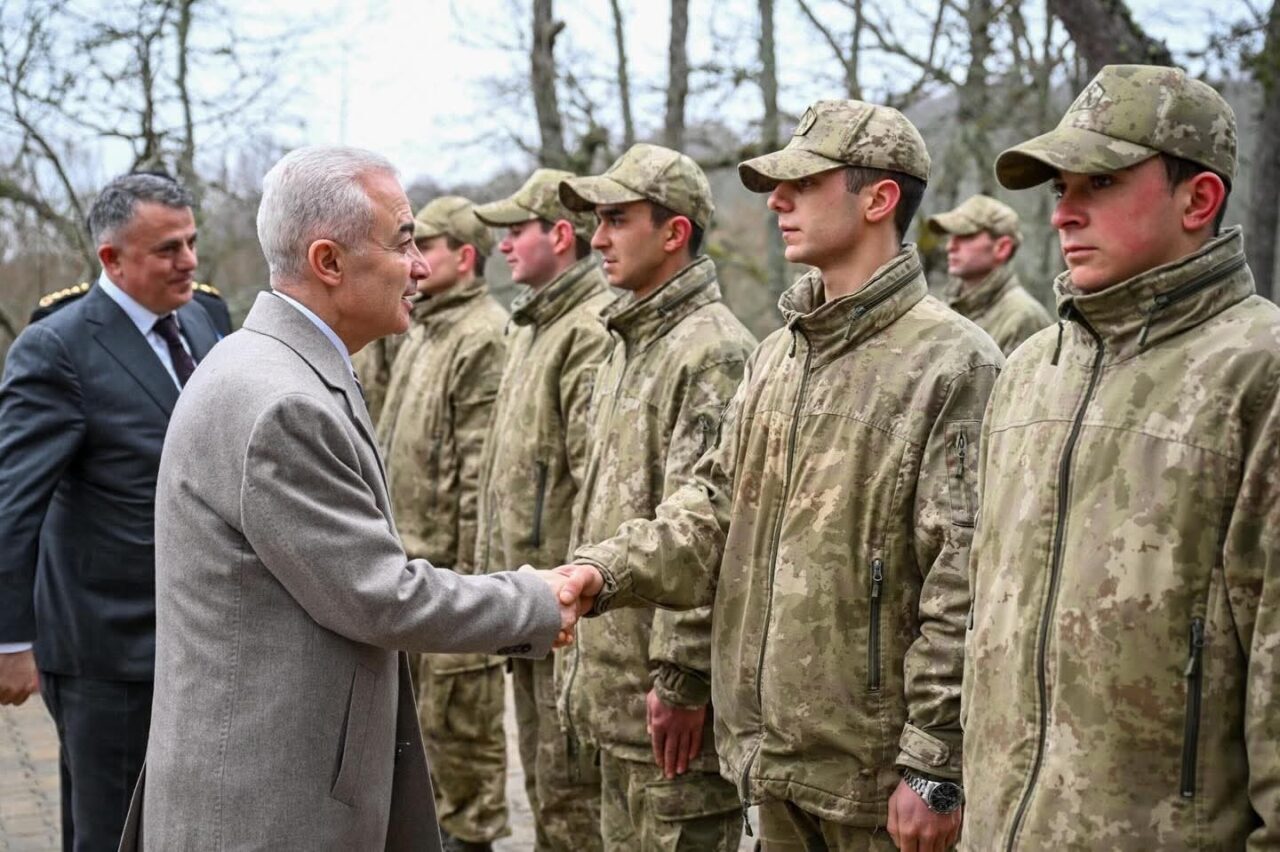 Kırklareli Valisi Uğur Turan, Demirköy ilçesinde bulunan Aziziy? Hudut Karakolu’nu