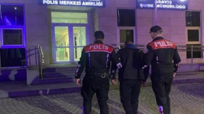 Kırklareli’nde polis ekiplerince yapılan denetimlerde aranan 8 şahıs yakalandı. Kırklareli